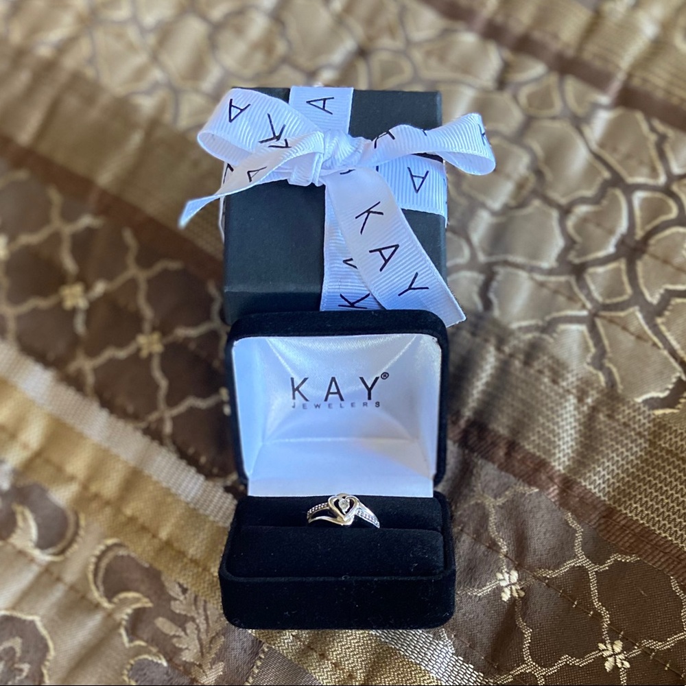 ✨💍Kay Jewelers Diamond Heart Promise Ring💍✨